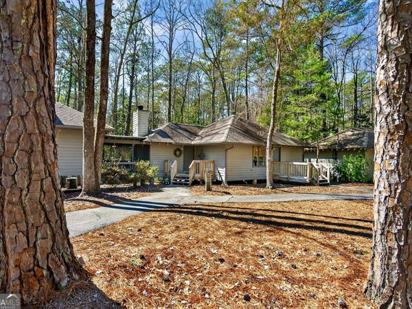 2243 Maple Lane, Pine Mountain, GA 31822