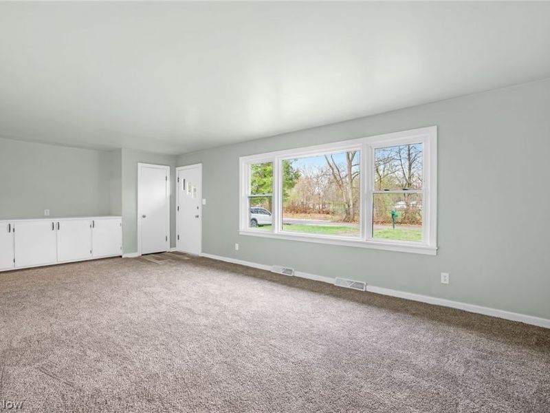 4385 Rex Lake Drive, New Franklin, OH 44319 Photo 2