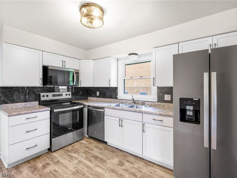 4385 Rex Lake Drive, New Franklin, OH 44319 Photo 7