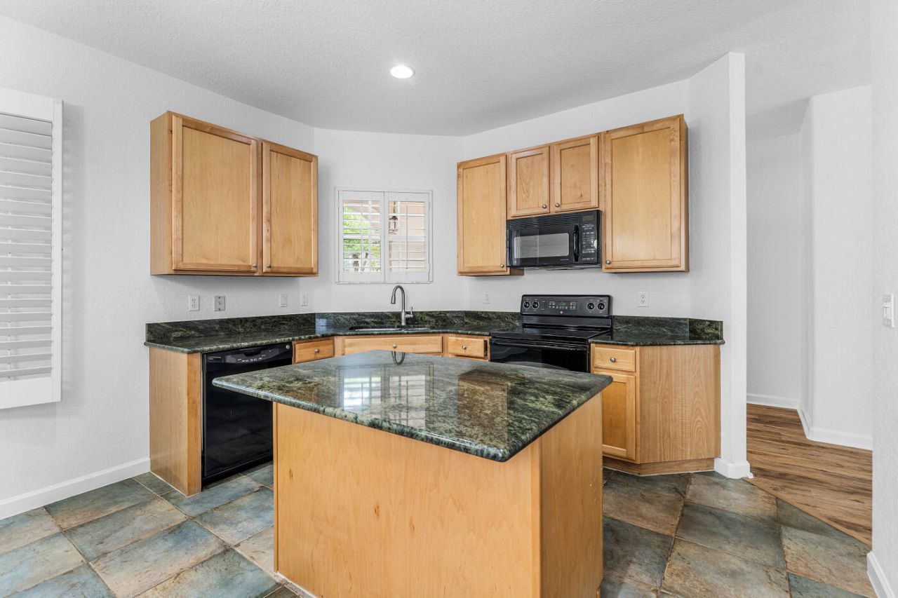 8058 Murano Circle, Palm Beach Gardens, FL 33418 Photo