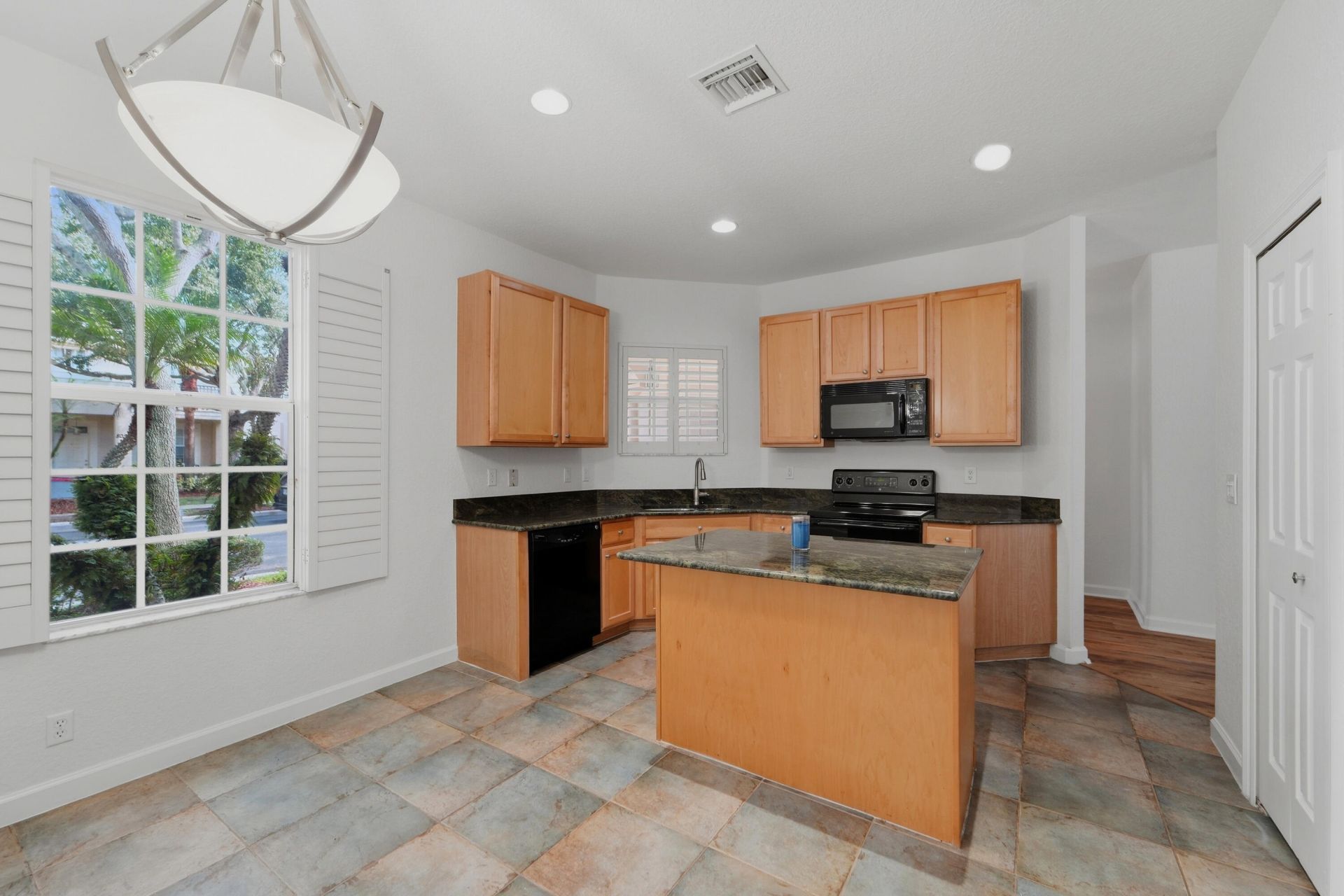 8058 Murano Circle, Palm Beach Gardens, FL 33418 Photo