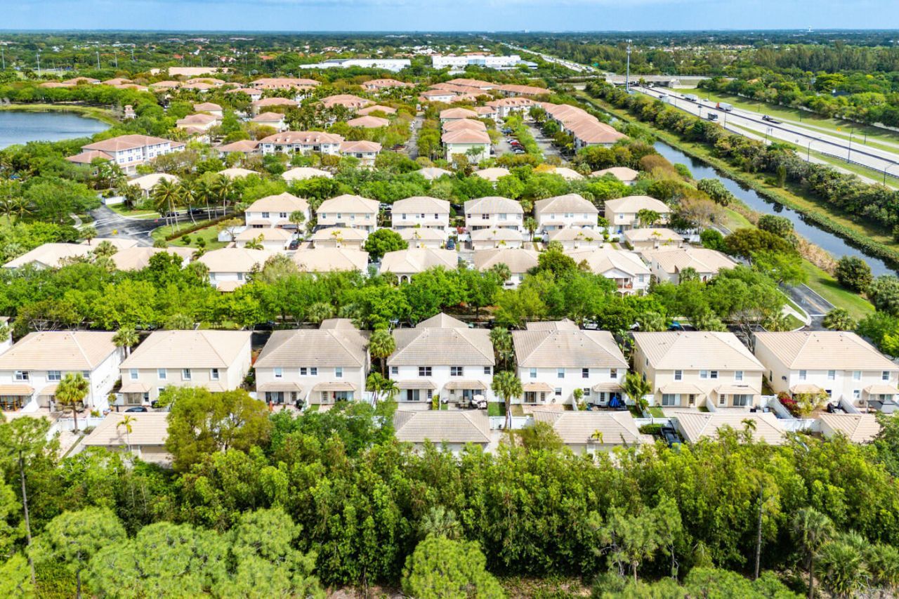 8058 Murano Circle, Palm Beach Gardens, FL 33418 Photo