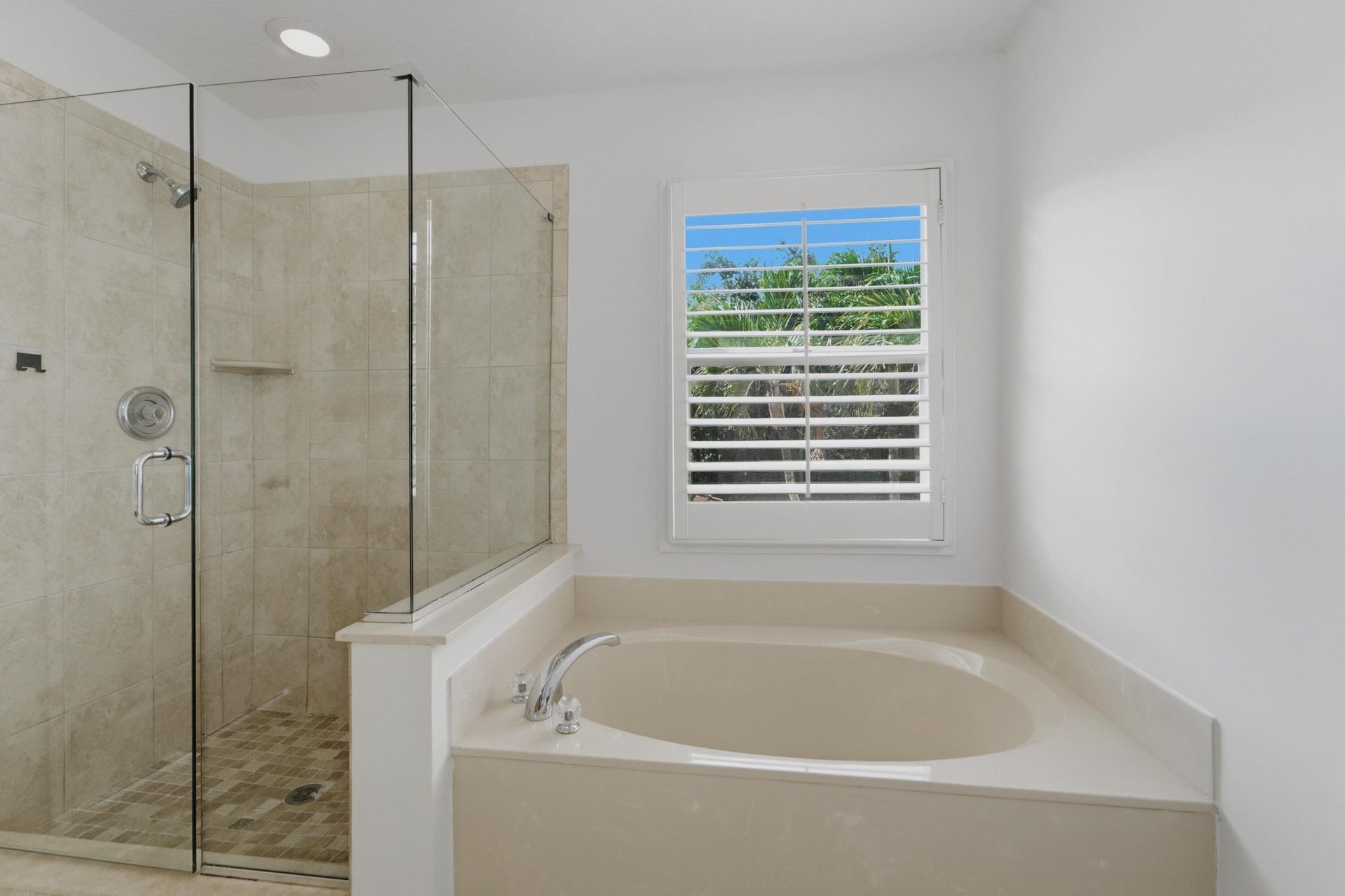 8058 Murano Circle, Palm Beach Gardens, FL 33418 Photo