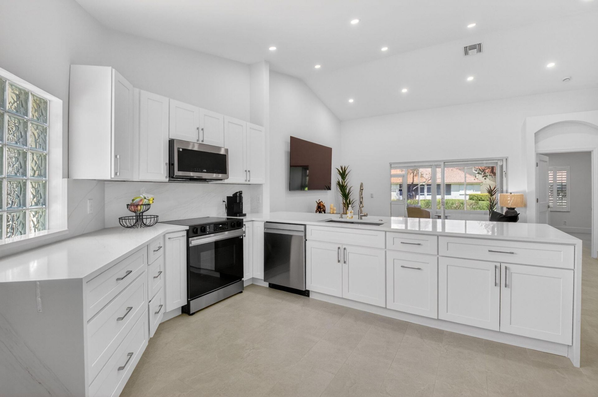 6171 Floral Lakes Drive, Delray Beach, FL 33484 Photo