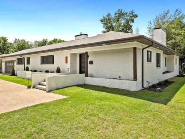 702 Shipley Street , Springdale, AR 72764