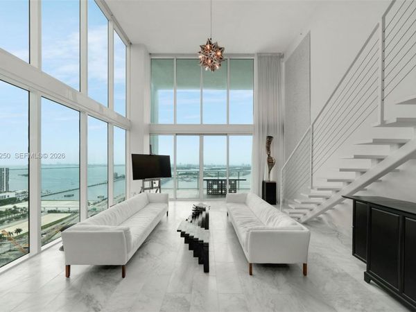 1040 Biscayne Blvd , Unit 3304, Miami, FL 33132
