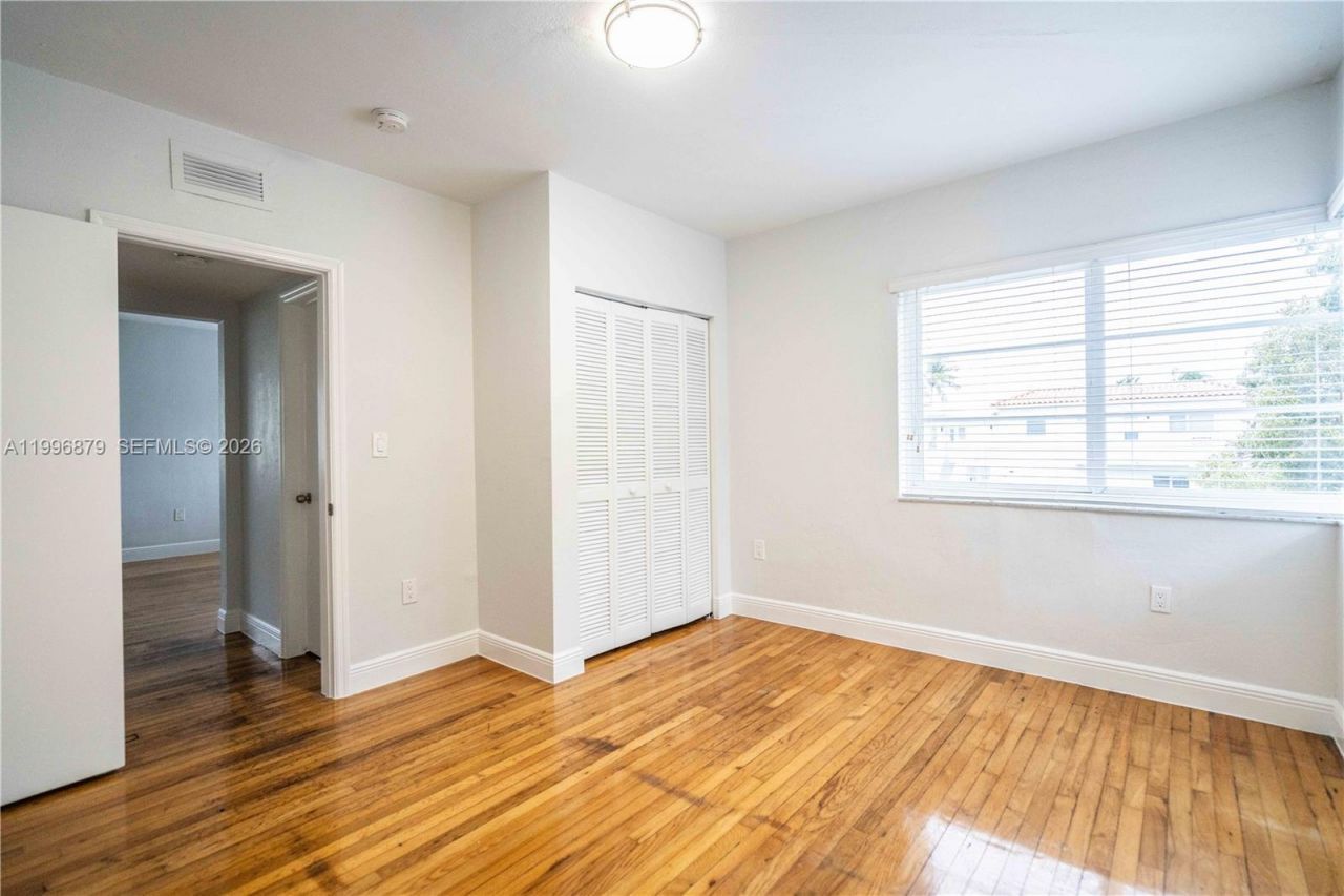 1007 Bay Dr , Unit 201, Miami Beach, FL 33141 Photo