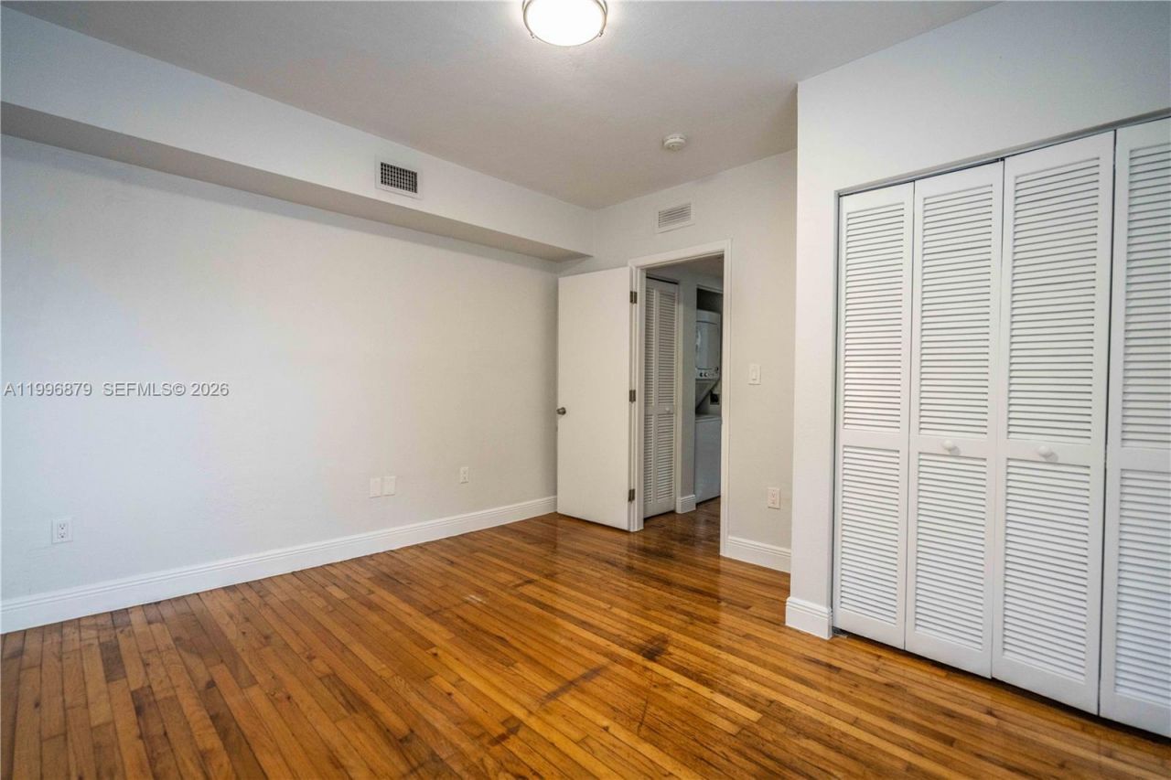 1007 Bay Dr , Unit 201, Miami Beach, FL 33141 Photo