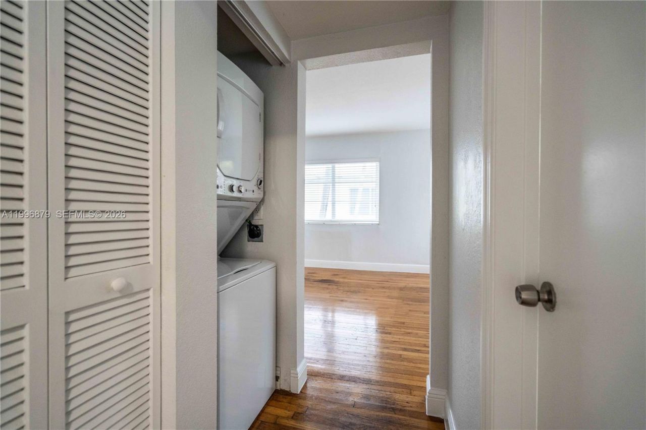 1007 Bay Dr , Unit 201, Miami Beach, FL 33141 Photo