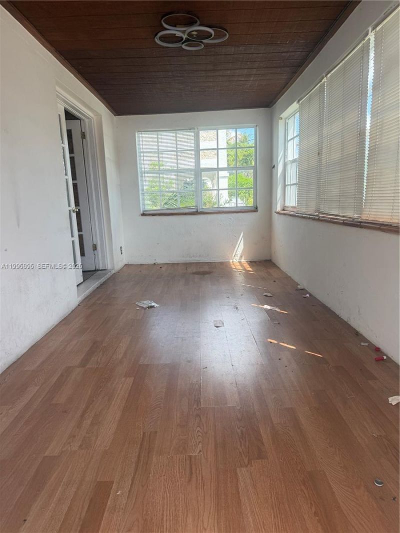 634 SW 10th Ave, Miami, FL 33130 Photo