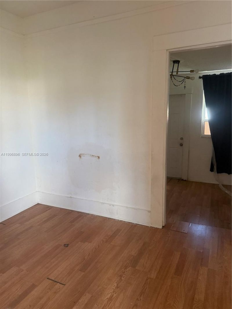 634 SW 10th Ave, Miami, FL 33130 Photo