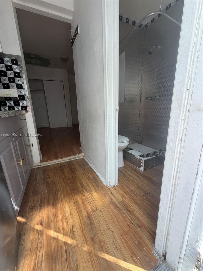 634 SW 10th Ave, Miami, FL 33130 Photo