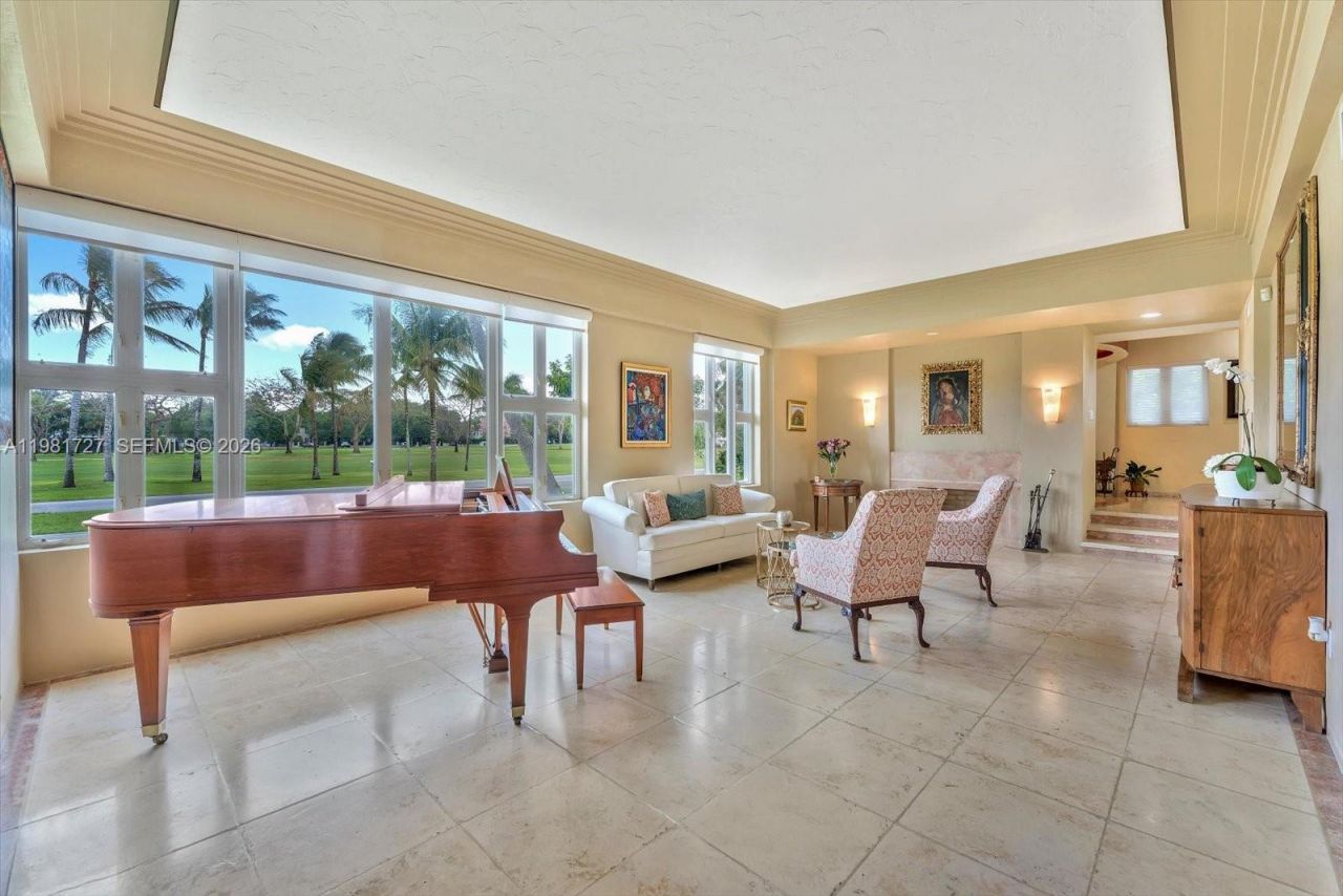 1021 N Greenway Dr, Coral Gables, FL 33134 Photo