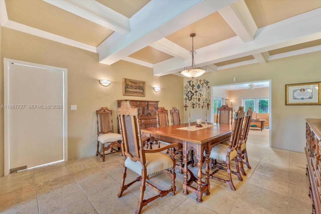 1021 N Greenway Dr, Coral Gables, FL 33134 Photo