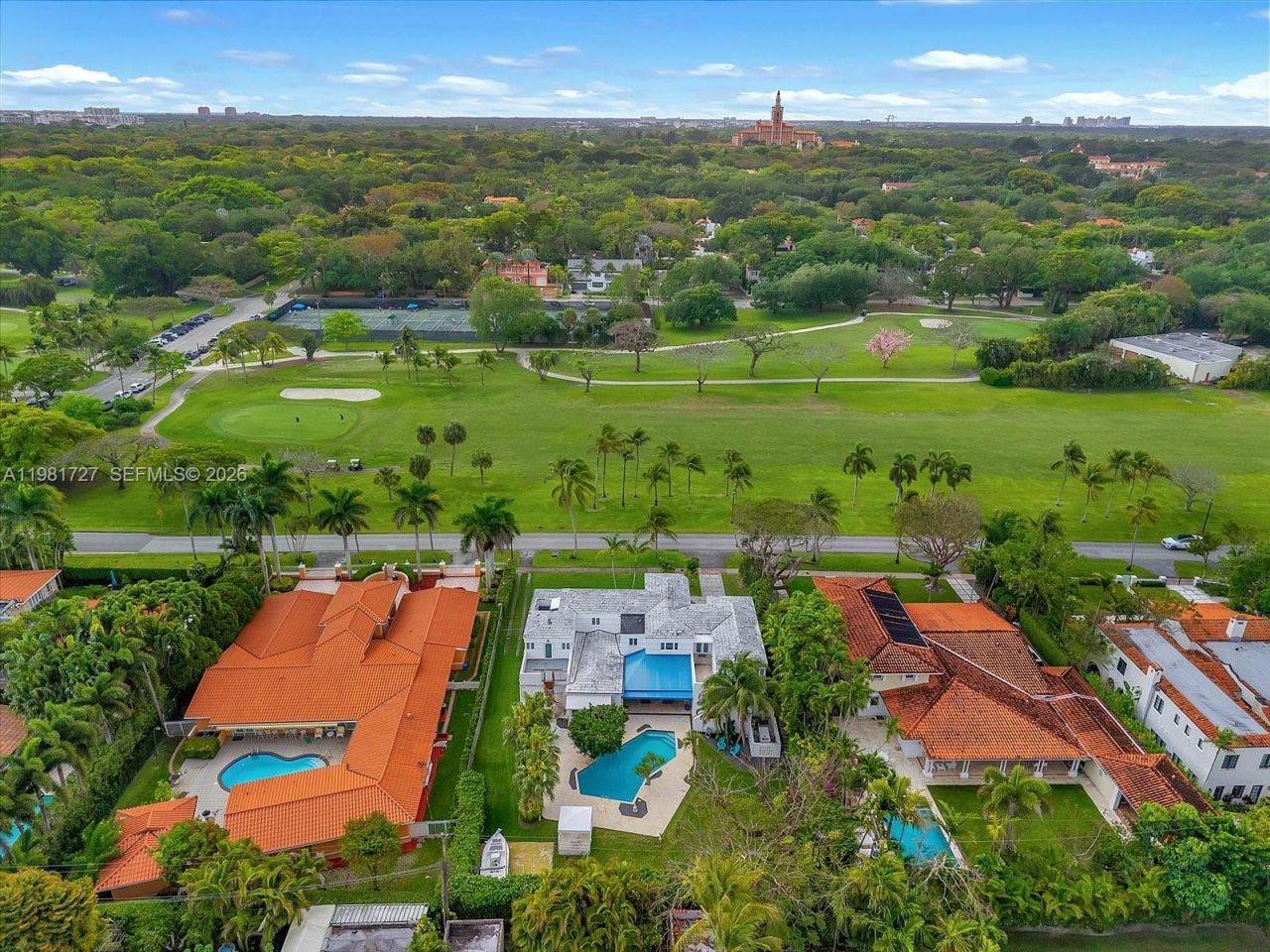 1021 N Greenway Dr, Coral Gables, FL 33134 Photo