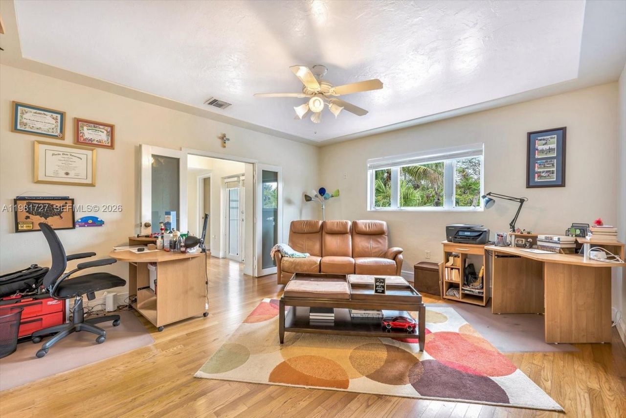 1021 N Greenway Dr, Coral Gables, FL 33134 Photo