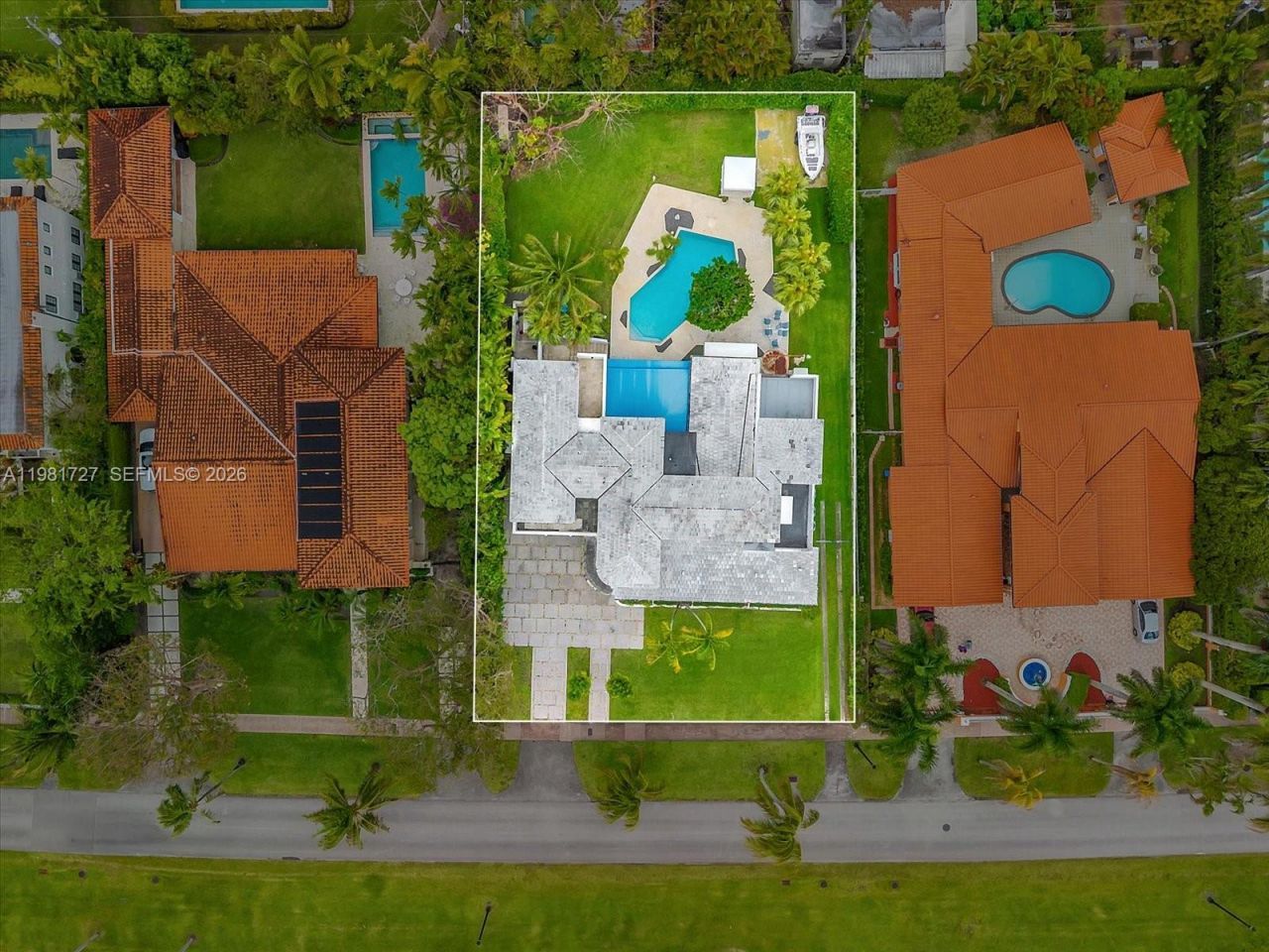 1021 N Greenway Dr, Coral Gables, FL 33134 Photo