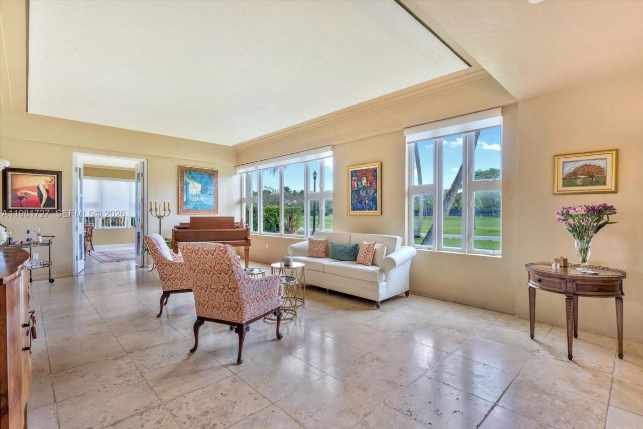 1021 N Greenway Dr, Coral Gables, FL 33134 Photo