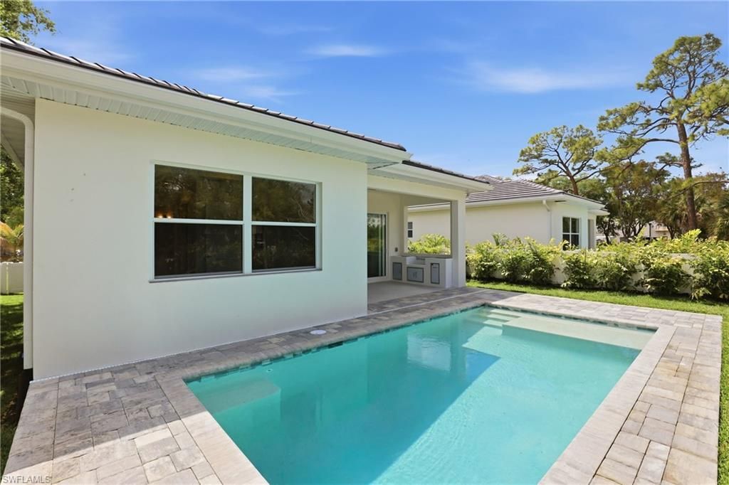 1027 Frank Whiteman Blvd, Naples, FL 34103 Photo