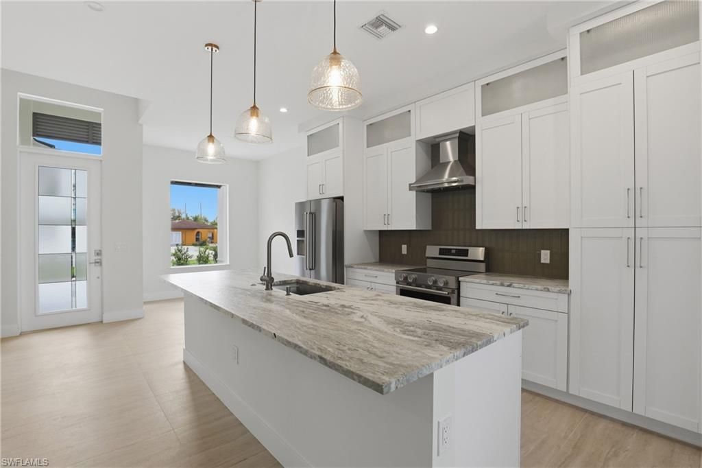 1027 Frank Whiteman Blvd, Naples, FL 34103 Photo