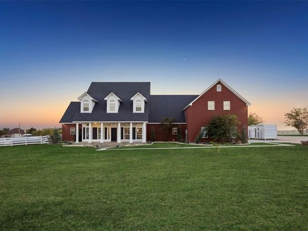 2751 Mitchell Road, Krum, TX 76249