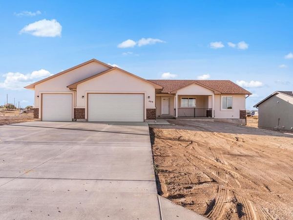 489 S Laporte Dr, Pueblo West, CO 81007
