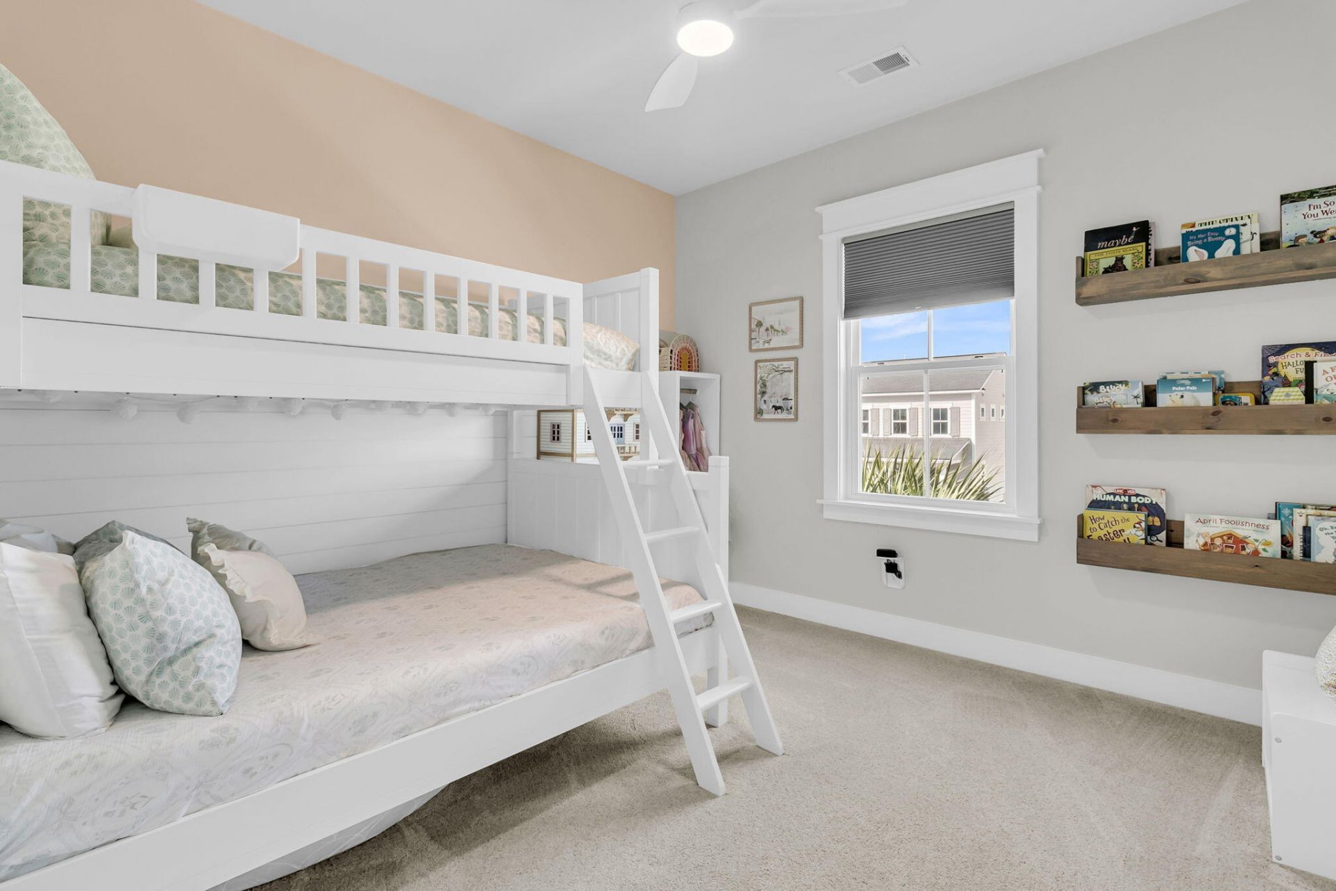 1694 Banning Street Photo 33