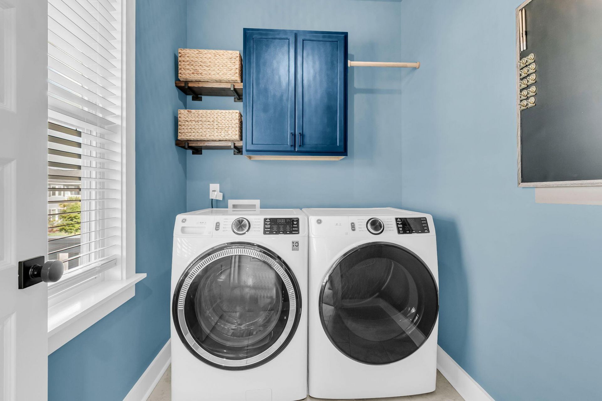 1694 Banning Street Photo 36