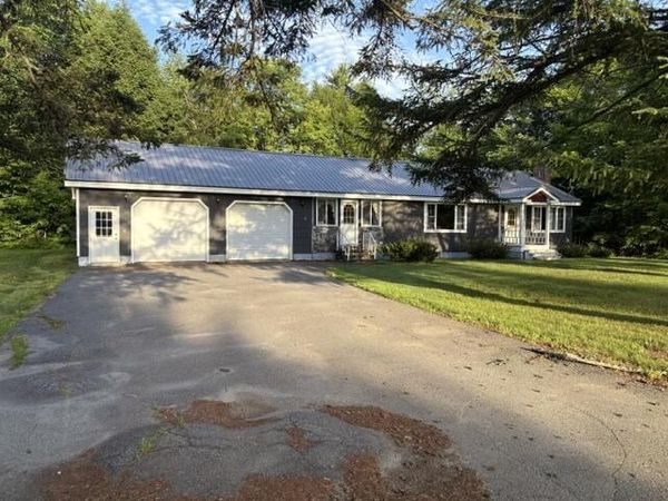 4 Deste Road, Milo, ME 04463