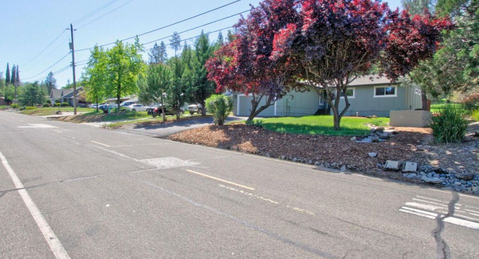 13740 Torrey Pines Dr, Auburn, CA 95602 Photo