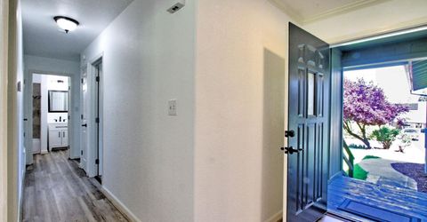 13740 Torrey Pines Dr, Auburn, CA 95602 Photo