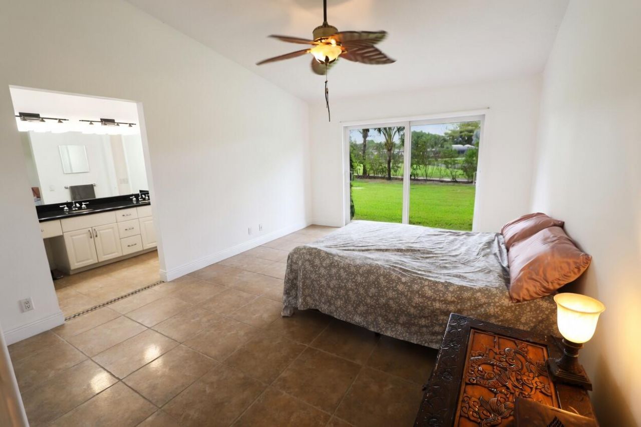 5667 N Cameo Drive, Boca Raton, FL 33433 Photo