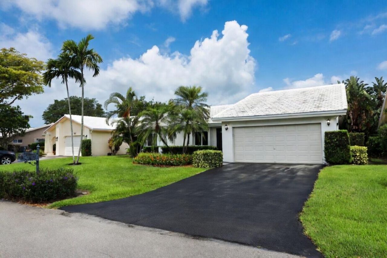 5667 N Cameo Drive, Boca Raton, FL 33433 Photo
