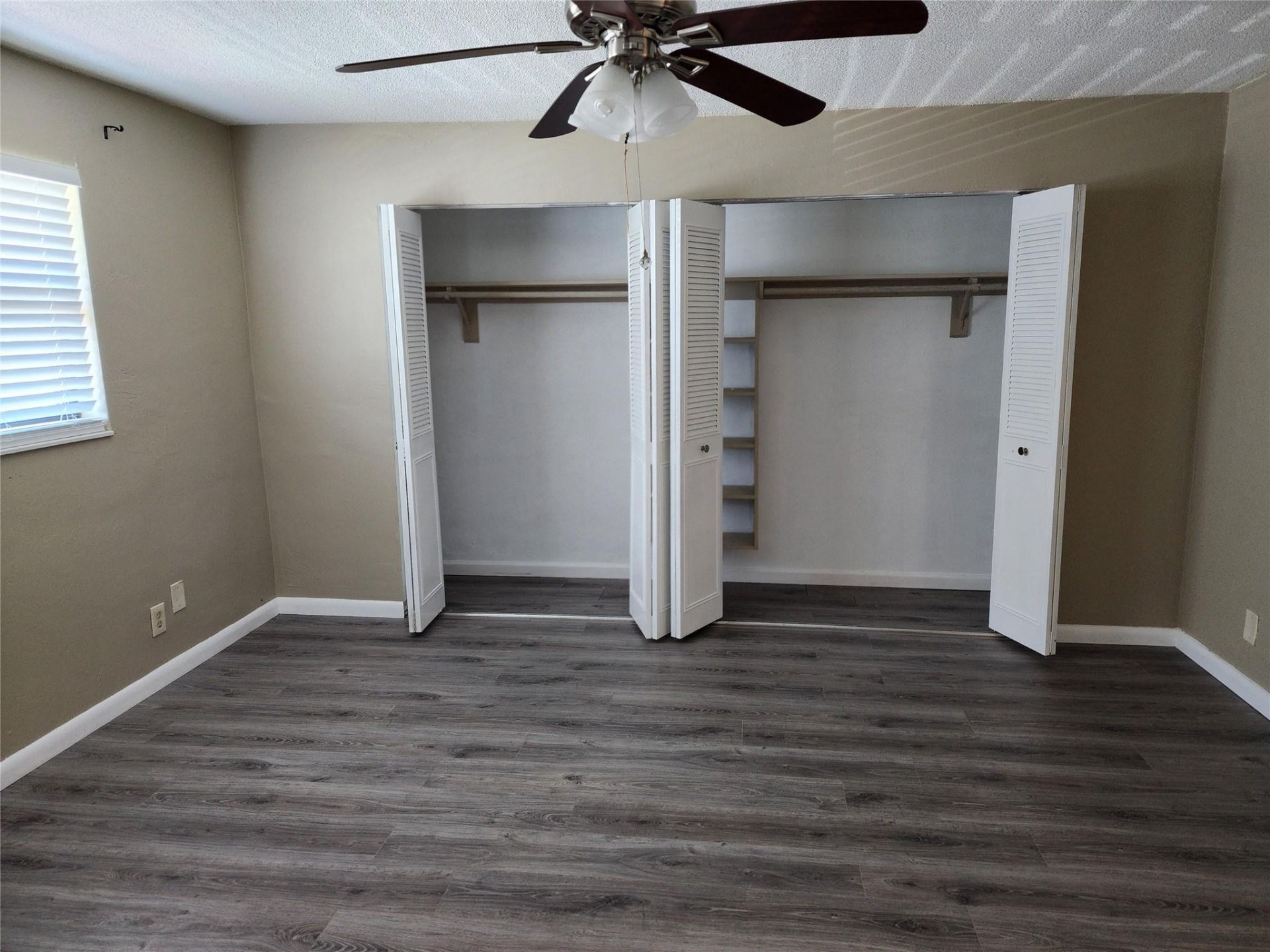 2619 NW 47th Lane, Lauderdale Lakes, FL 33313 Photo