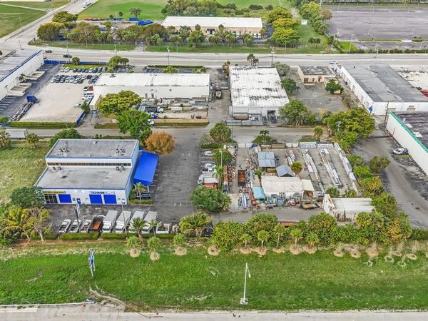 1150 SW 10th Avenue, Pompano Beach, FL 33069