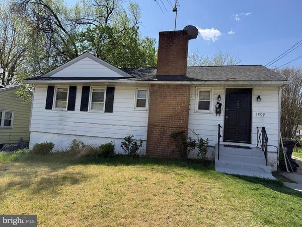 1409 ASBURY COURT , HYATTSVILLE, MD 20782