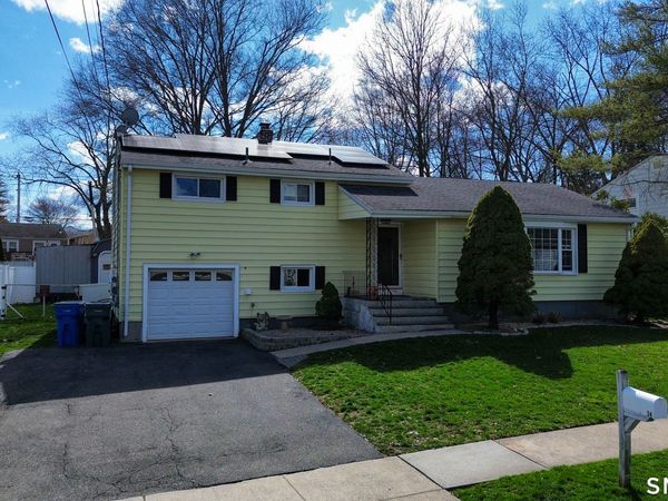 34 Carroll , Hamden, CT 06517