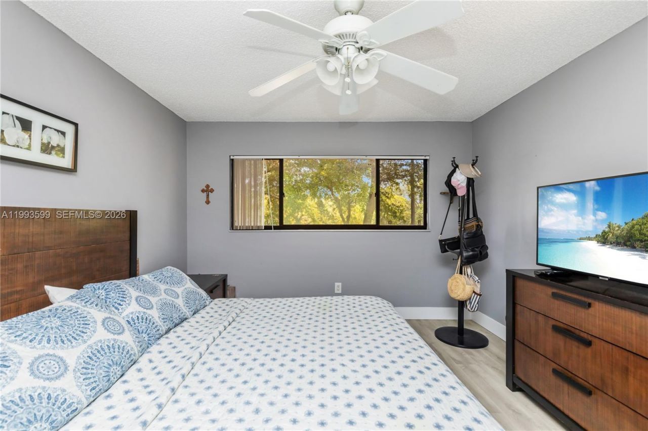 9660 S Belfort Cir, Unit 207, Tamarac, FL 33321 Photo