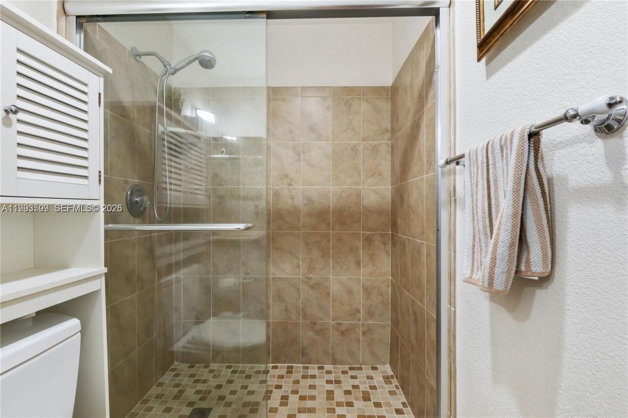 9660 S Belfort Cir, Unit 207, Tamarac, FL 33321 Photo