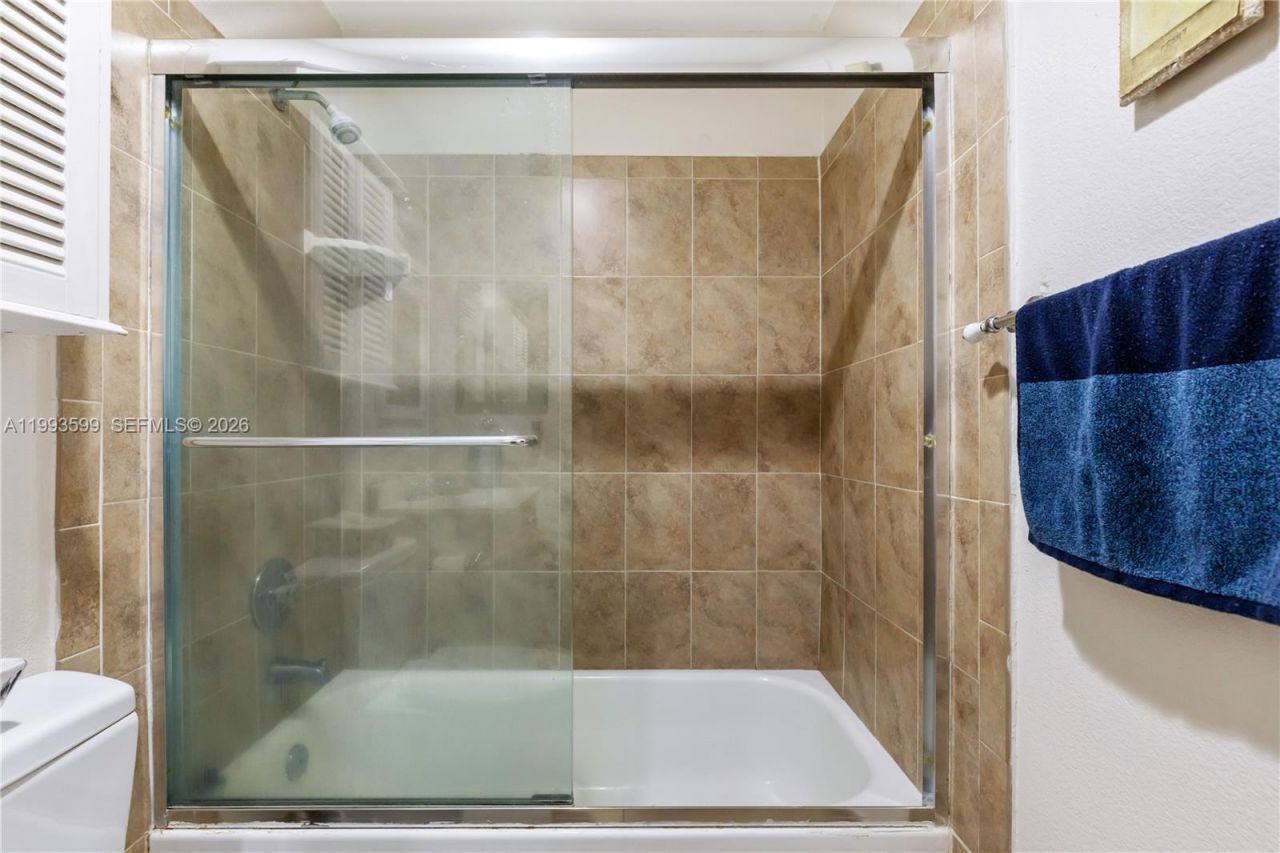 9660 S Belfort Cir, Unit 207, Tamarac, FL 33321 Photo