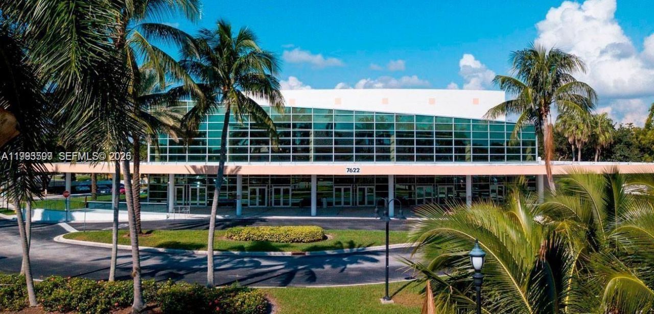 9660 S Belfort Cir, Unit 207, Tamarac, FL 33321 Photo