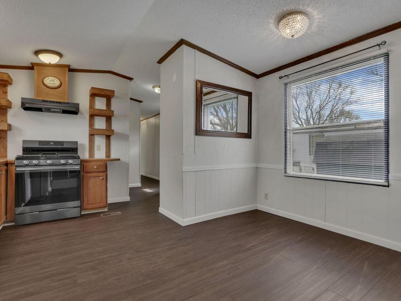 1330 Hanover Road , Unit 203, Delaware, OH 43015 Photo 18