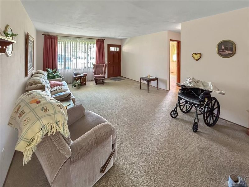 635 Southbrook Drive, Greenville, OH 45331 Photo 3