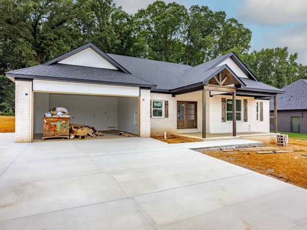 1046 Stagecoach Boulevard, Cabot, AR 72023