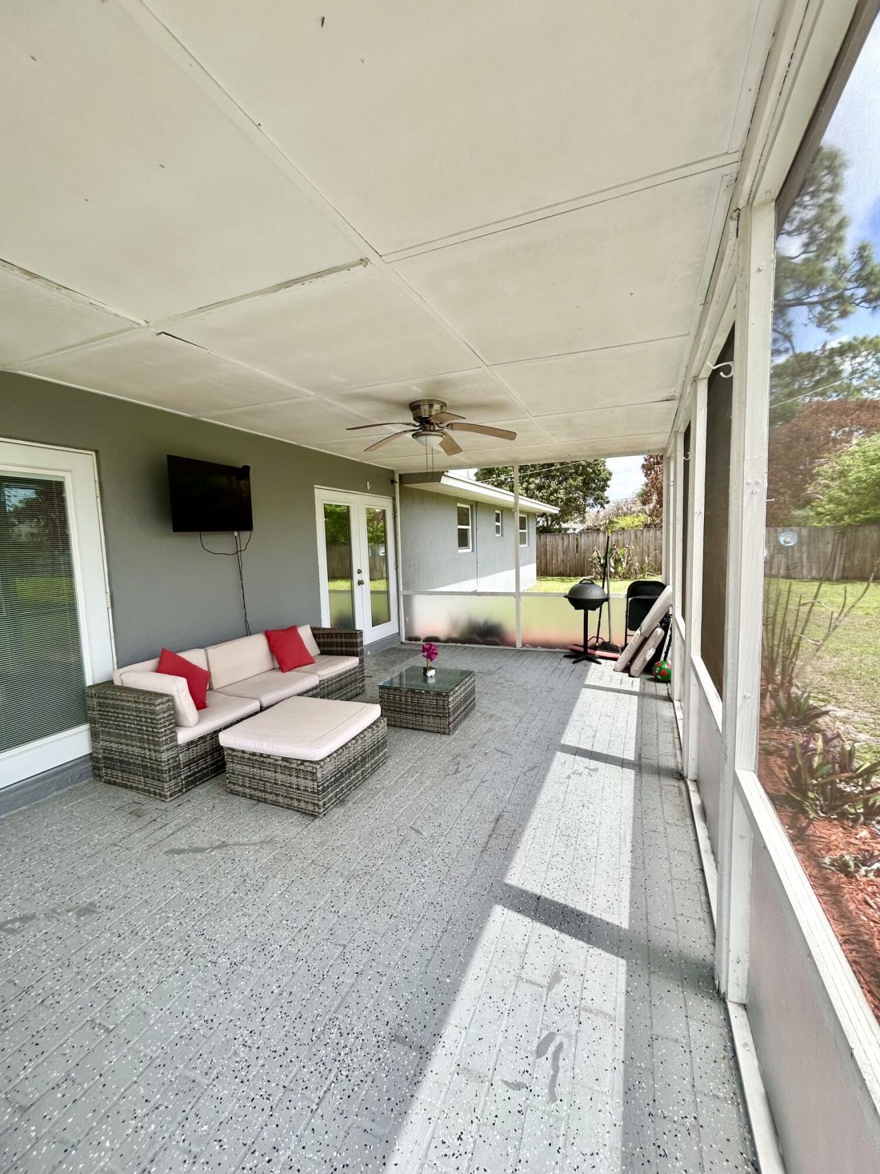 650 SW Todd Avenue, Port Saint Lucie, FL 34983 Photo