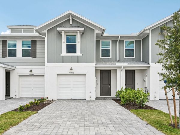 12945 SW Forli Way, Port St. Lucie, FL 34987