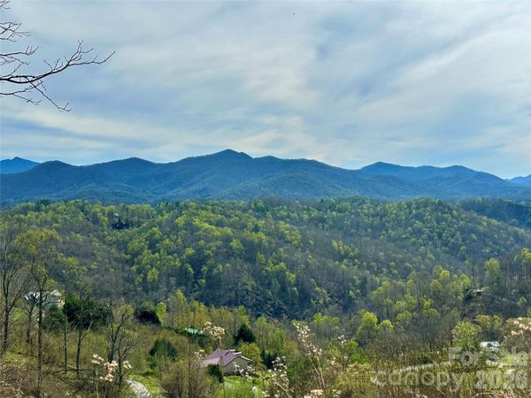 000 Sunset Mountain Road , Bakersville, NC 28705