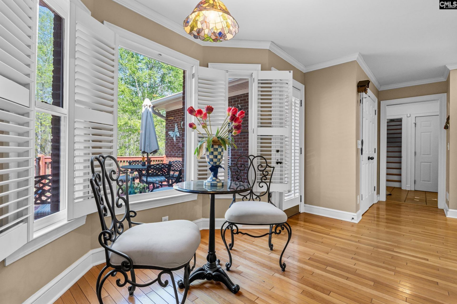 1368 Sunnyhill Drive Photo 11