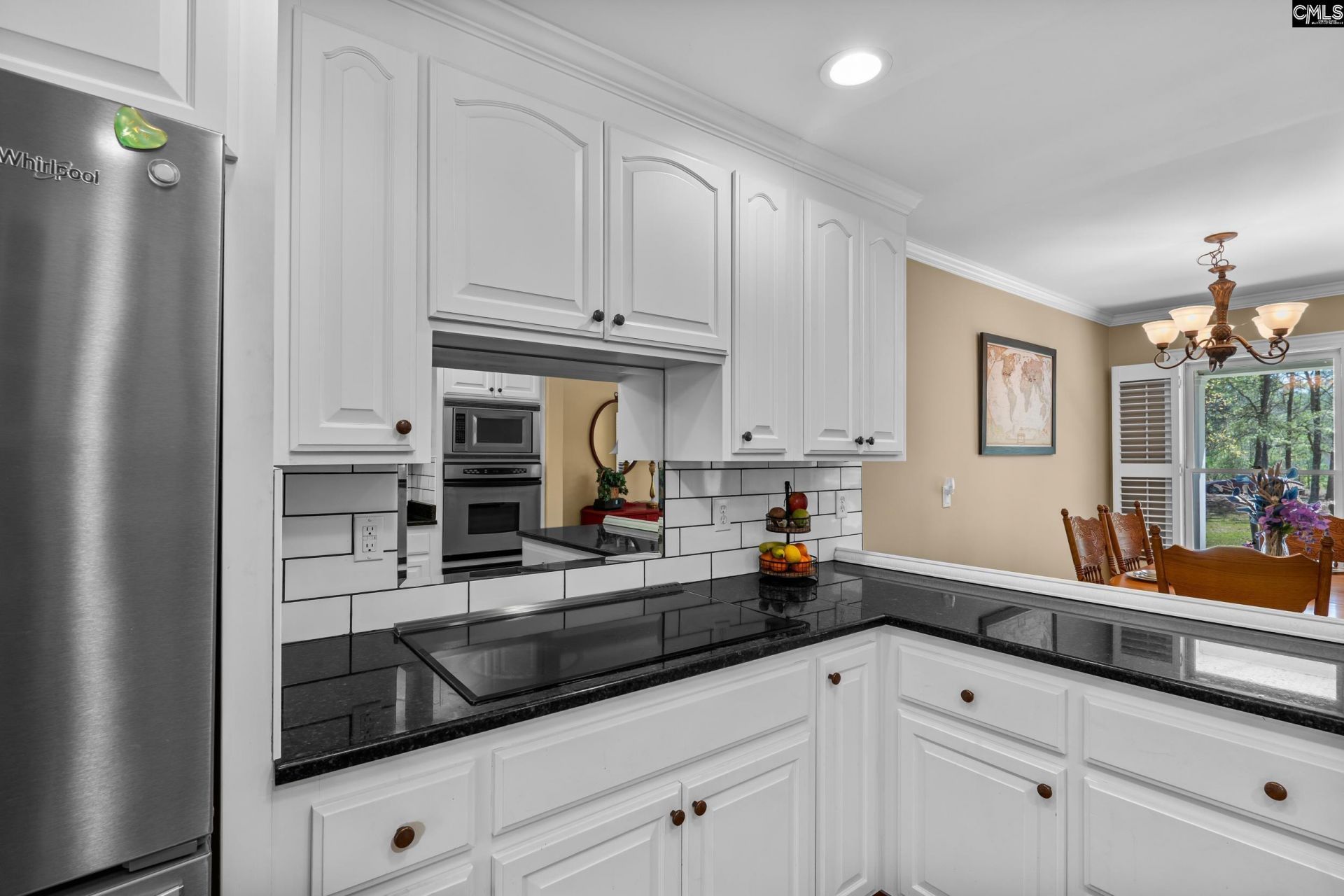 1368 Sunnyhill Drive Photo 16