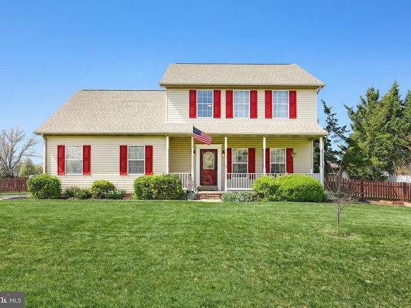 56 PREAKNESS STREET, HANOVER, PA 17331